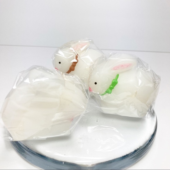 Bunny Candles Trio Floating White Pastel Trim NEW - Picture 5 of 6
